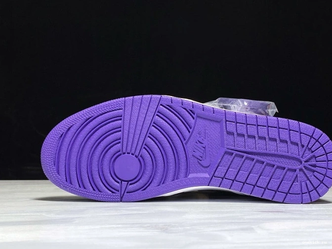 Chep Onekick Jordan Court Air High 1 OG Purple 555088-500 0629
